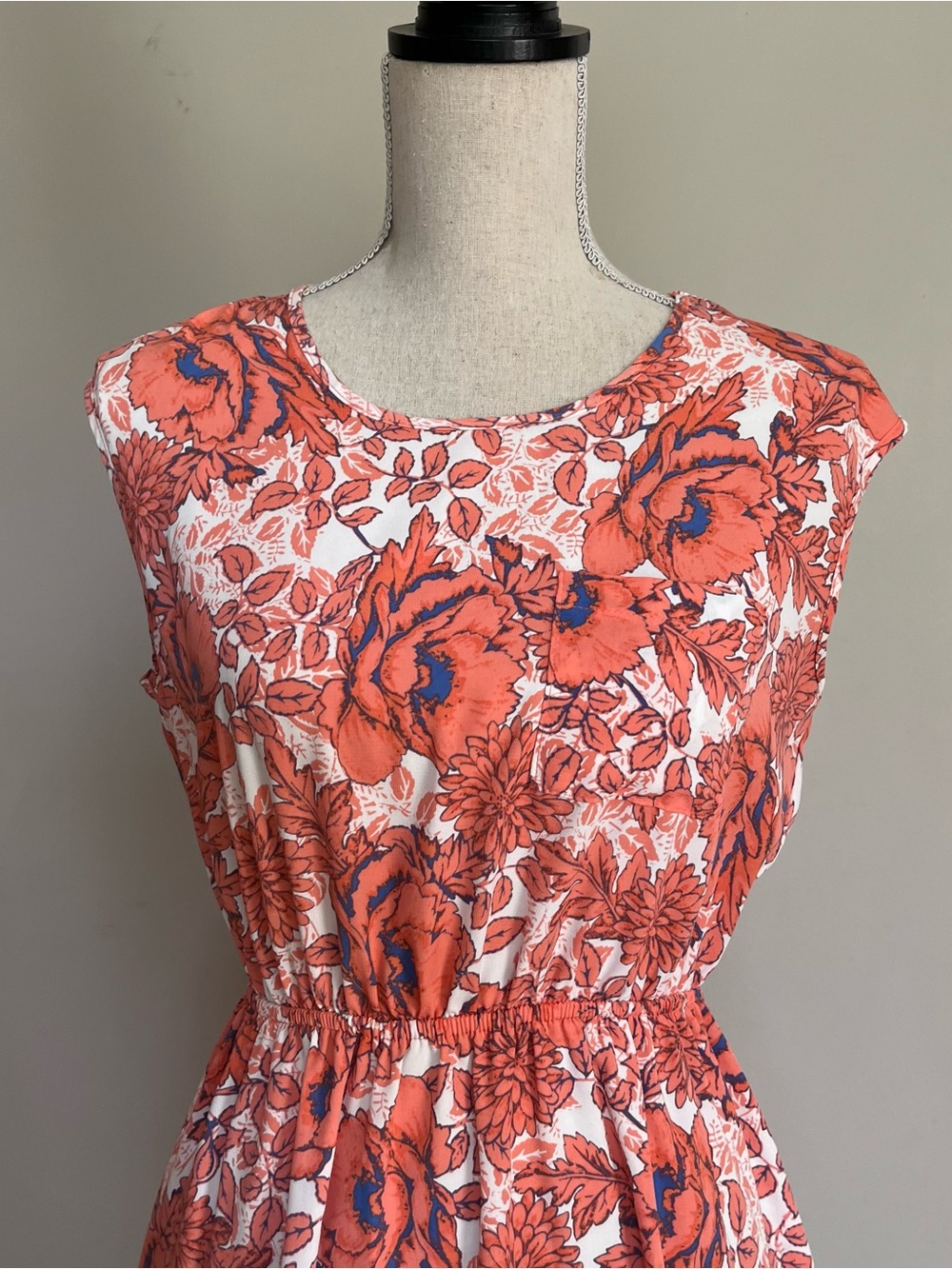 Soprano Coral Floral Elastic-Waist Mini Dress - Picture 5 of 7